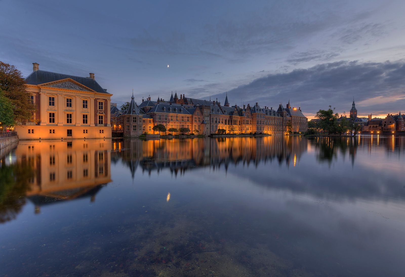 Hoe Groot Is Het Binnenhof In Den Haag