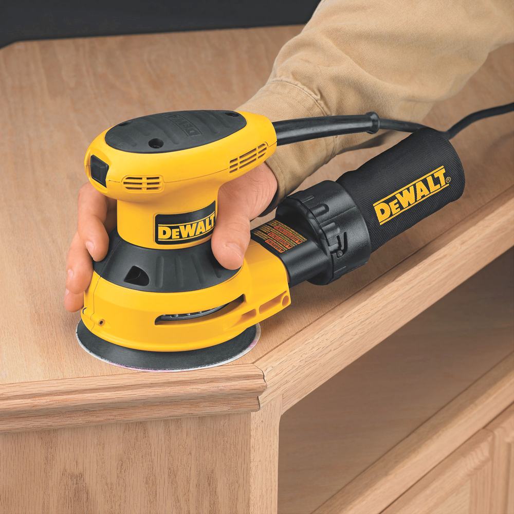 DEWALT D26451 3-Amp 5-Inch Random-Orbit Sander with Cloth Dust Bag - Sander En De Kloof Gemist