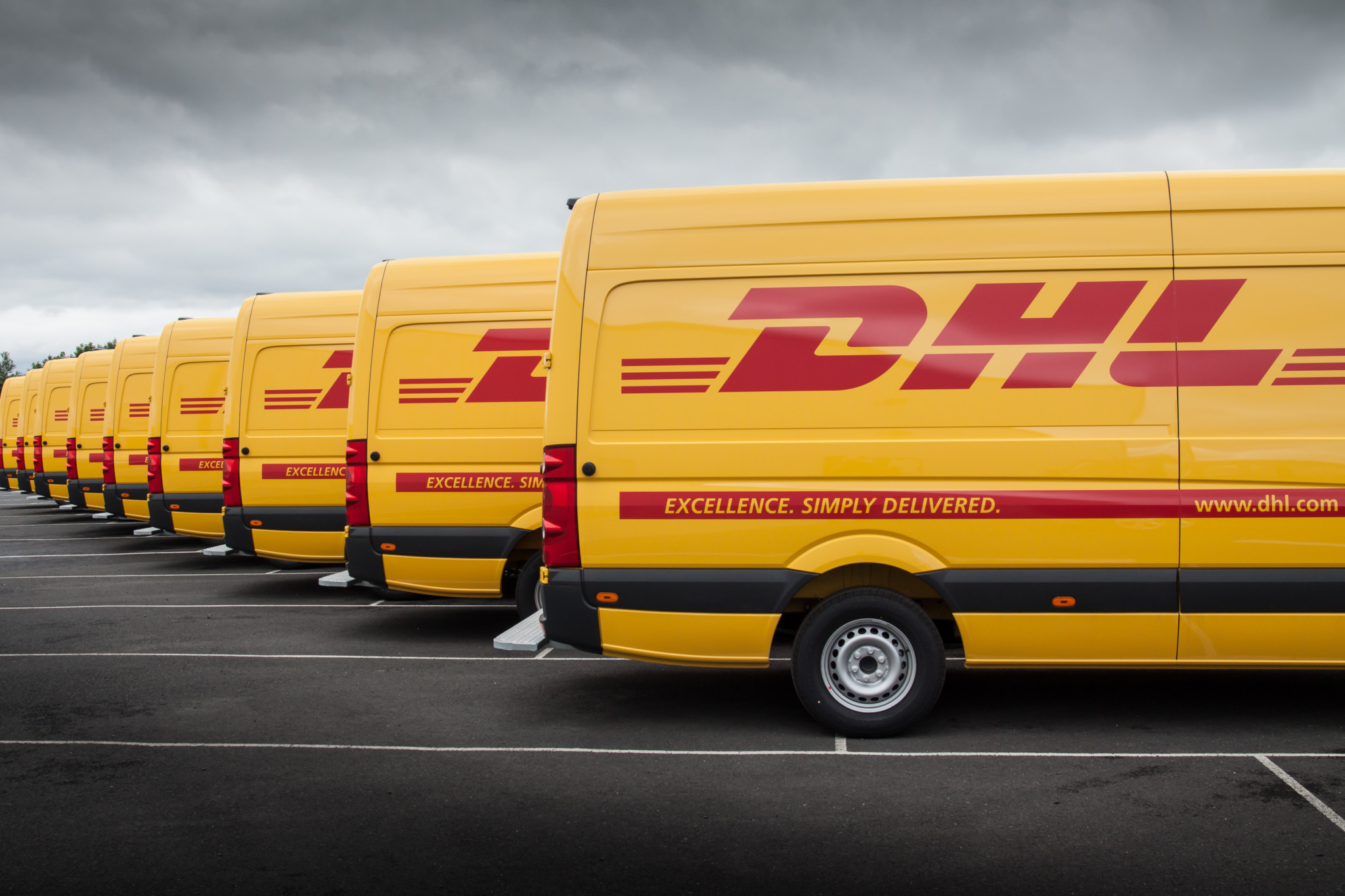 DHL Increases Rates by 4.9% in 2018 - Fleet News Daily : Fleet News Daily - Dhl Pick Up Point Rotterdam