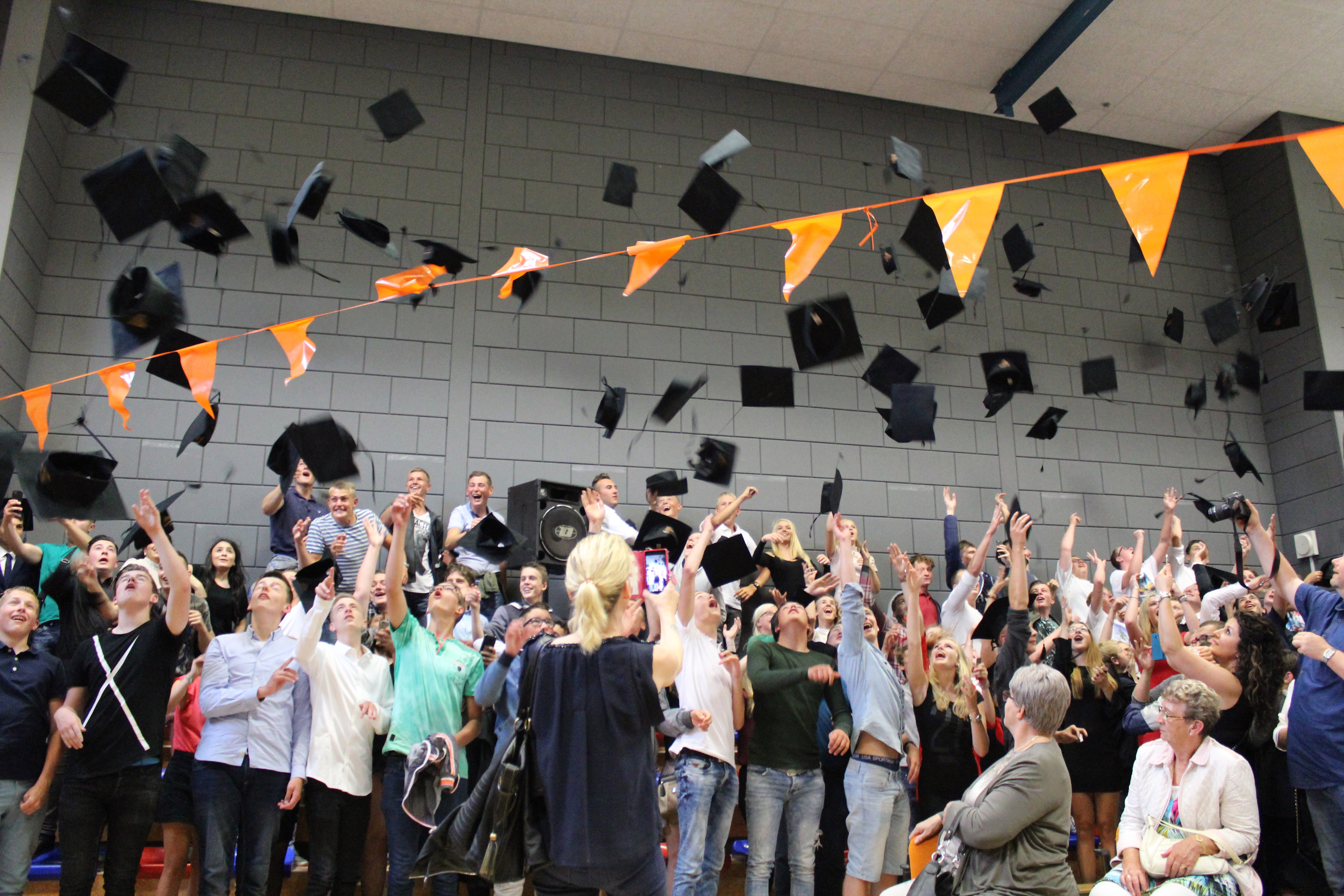 Diploma-uitreiking - Hoeveel Mensen Mag Je Meenemen Naar Je Diploma Uitreiking
