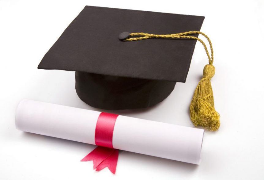 diploma-uitreiking-862x587 - Olympus College - Hoe Lang Duurt Een Diploma Uitreiking