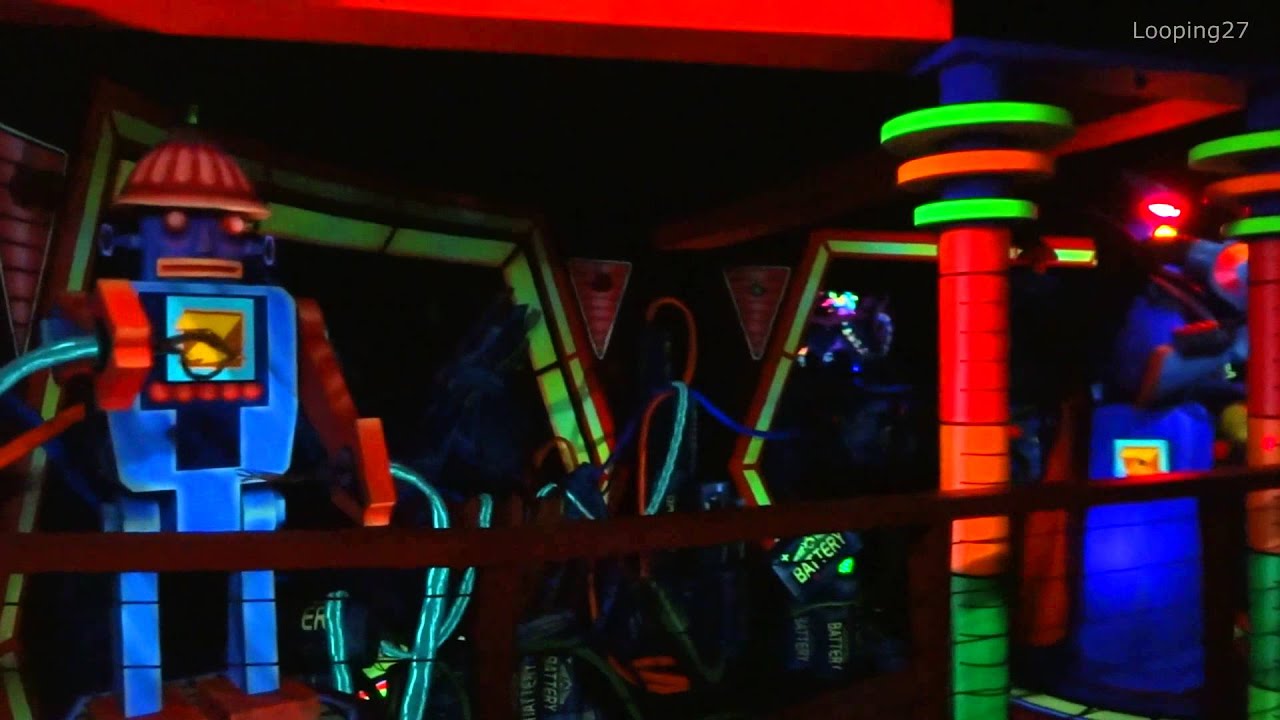 Disneyland Paris - Attraction Buzz L'Eclair - Buzz Lightyear Laser - Buzz Lightyear Laser Blast Disneyland Paris