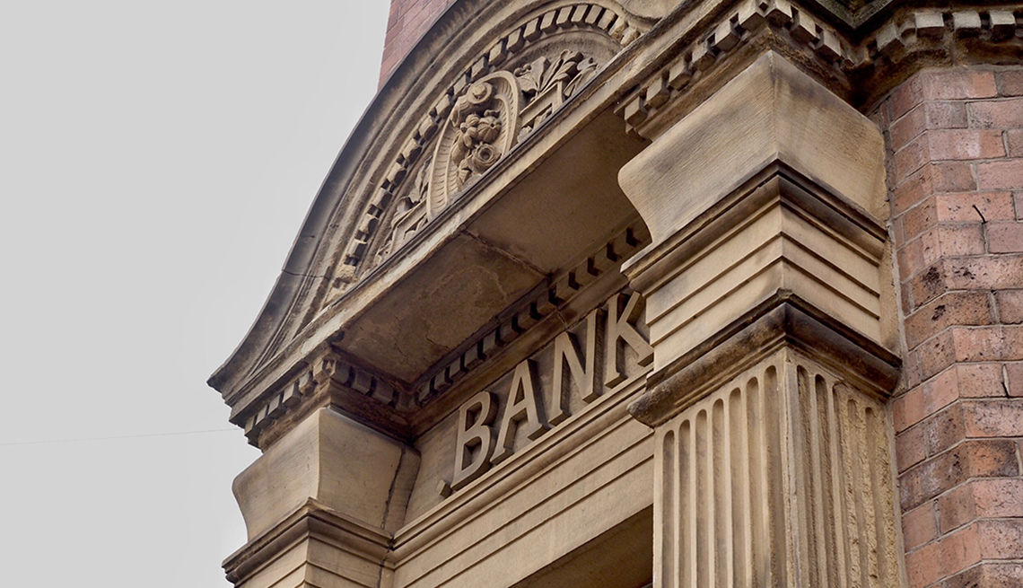 Does Your Bank Earn Your Customer Loyalty? - Bank Die Je Uit Elkaar Kan Halen