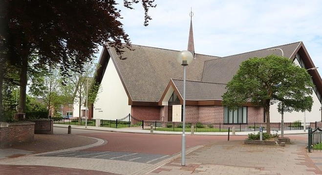 'Ds. Bredeweg start nieuwe kerk in Kruiningen na kerkruzie' - cvandaag.nl - Ds G Bredeweg Kerktijden