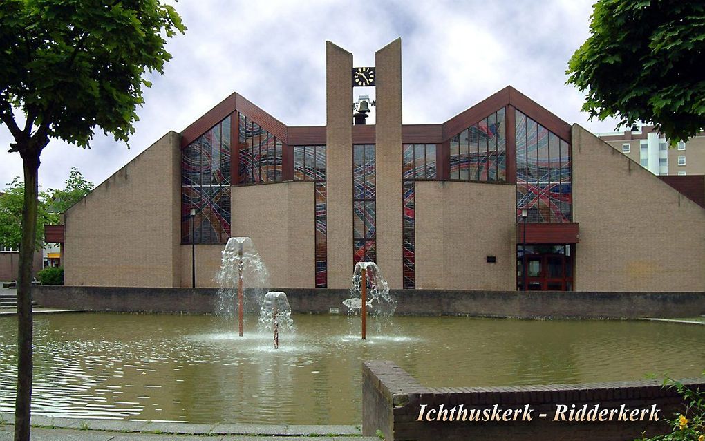 Ds. De Mots doet intrede in hervormd Drievliet-Oostendam - Ds De Mots Ridderkerk