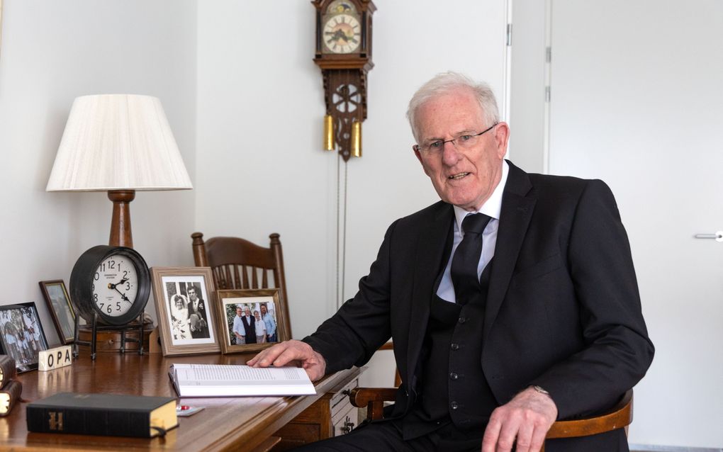 Ds J Schipper Overleden