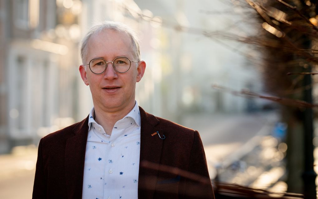 Ds. J.A. van den Berg doet intrede in hervormd Bedum en Onderdendam - Ds J A Van Den Berg