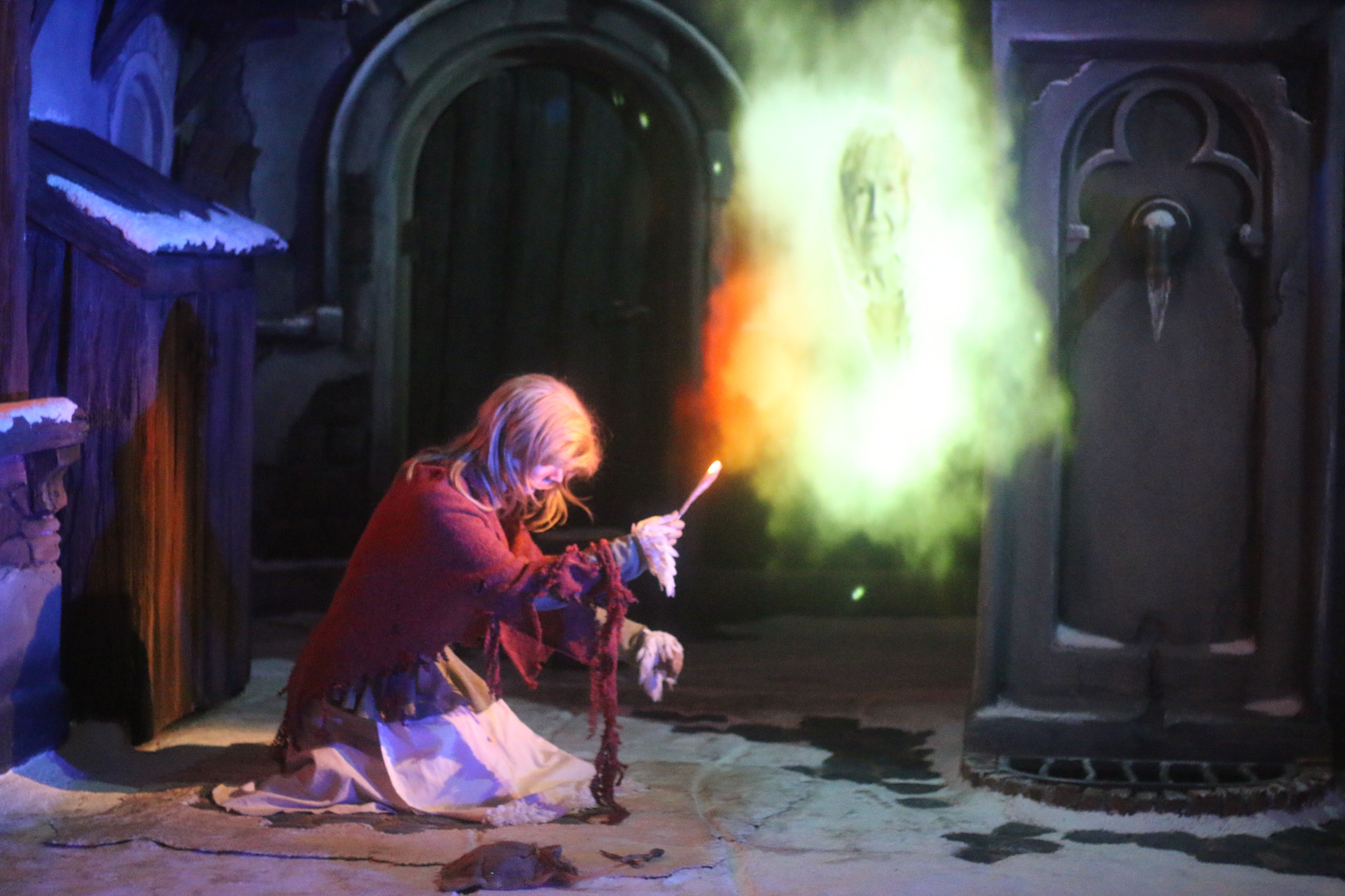 Efteling: het meisje met de zwavelstokjes | Fairy tales, Painting, Fairy - Meisje Met De Vlechtjes Samenvatting