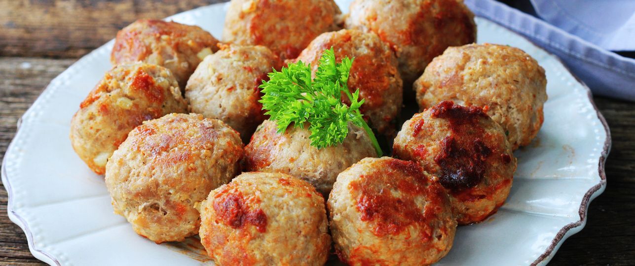 Eierbal: zo maak je deze Nederlandse snack - Hoe Maak Je Een Eierbal