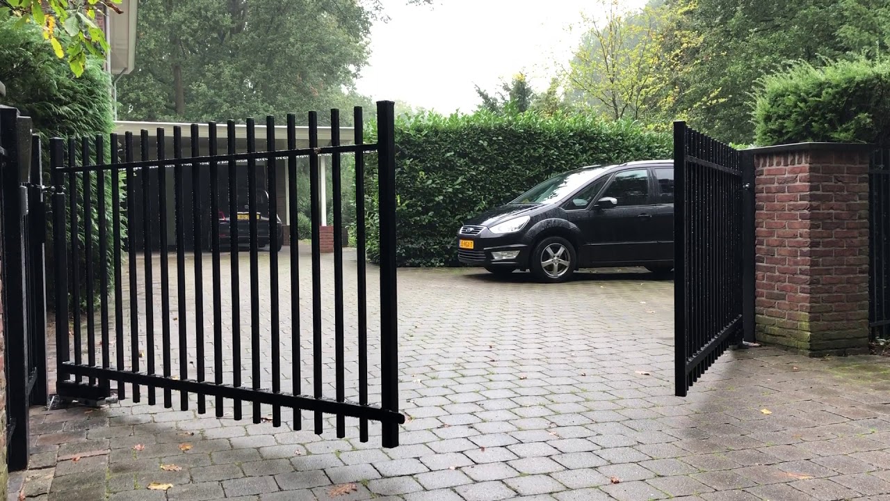 Door De Poort Van Nain Gaat