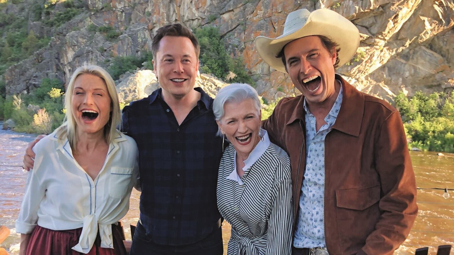 Wie Is De Moeder Van Elon Musk