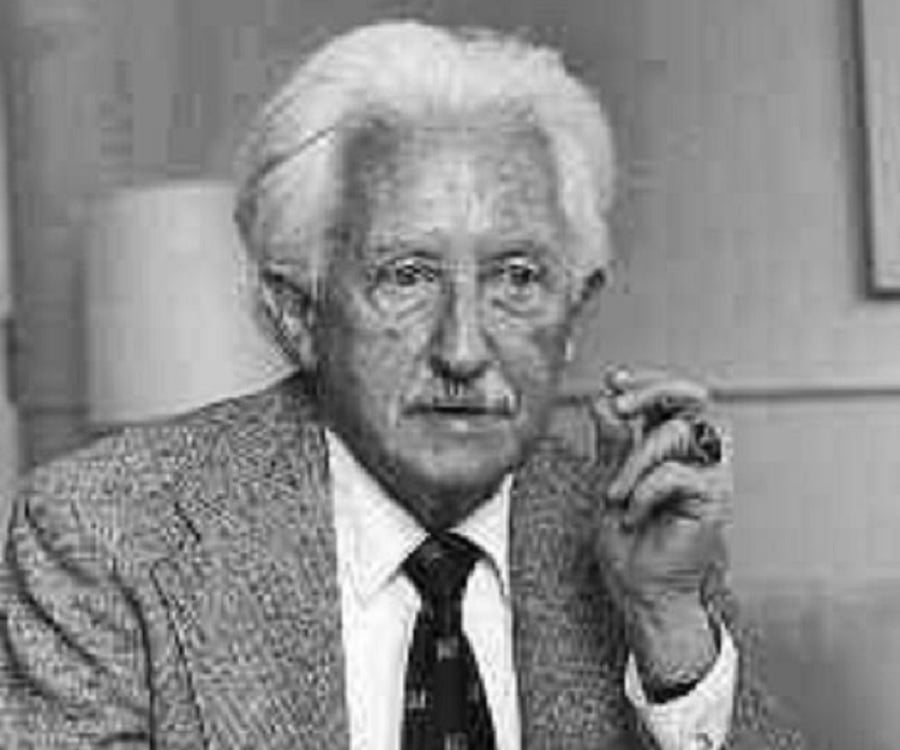Erik Erikson Biography - Facts, Childhood, Family Life & Achievements - Erik Van Os Van Hier Naar Hier