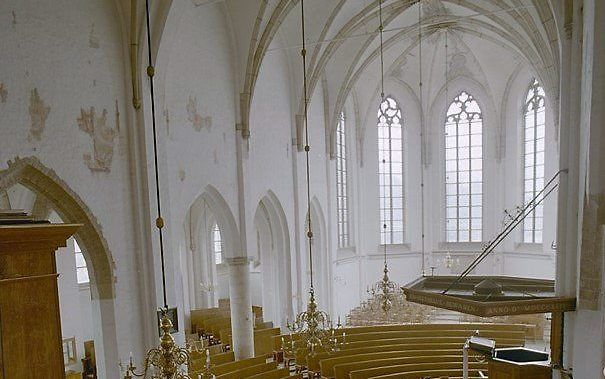 Experiment met banken in oude kerk Aalten - Kerk In Beeld Aalten