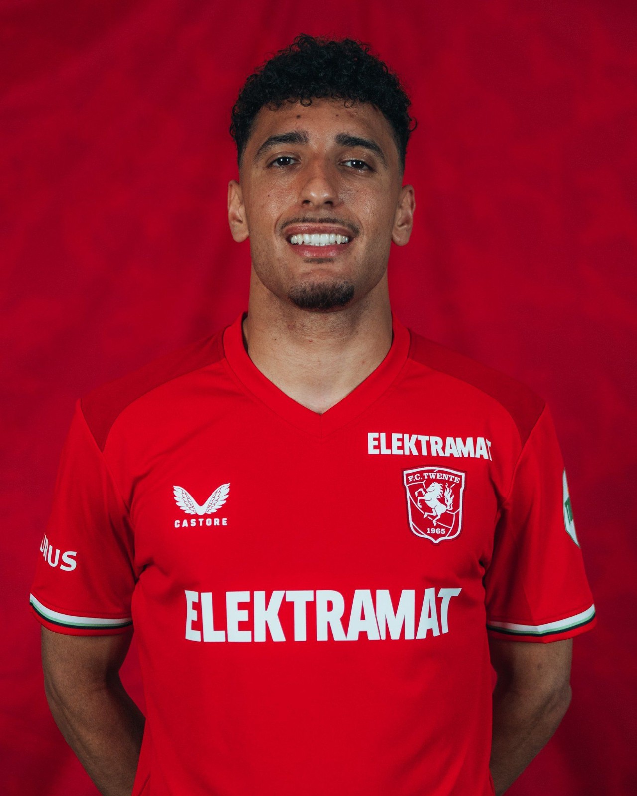 FC Twente 2024-25 Home Kit - Willem Ii - Fc Twente Statistieken