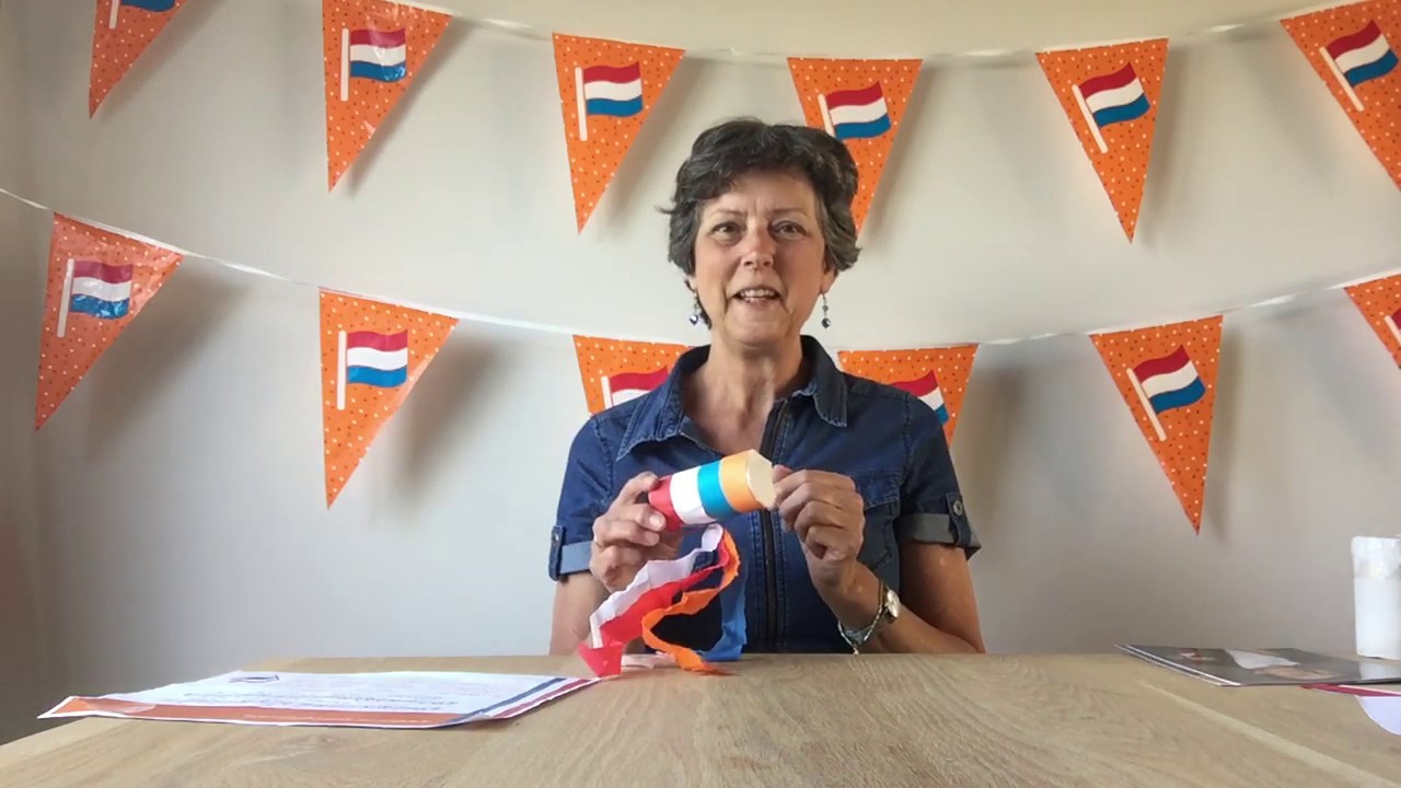 Filmpje 13: Rood, wit en blauw zijn de kleuren van de vlag! Wij vieren - Rood Wit En Blauw Zijn De Kleuren Van De Vlag