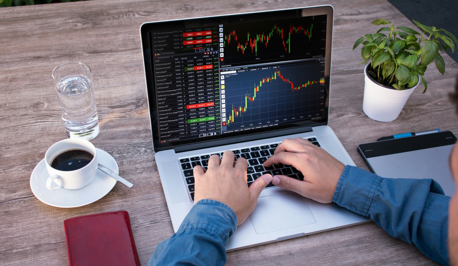 Financial Analysis Free Stock Photo - Public Domain Pictures - Financial Lease Op De Balans
