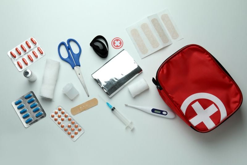 First Aid Kits... Essential for any home, car or office. - Wat Moet Er In Een Ehbo Doos Zitten