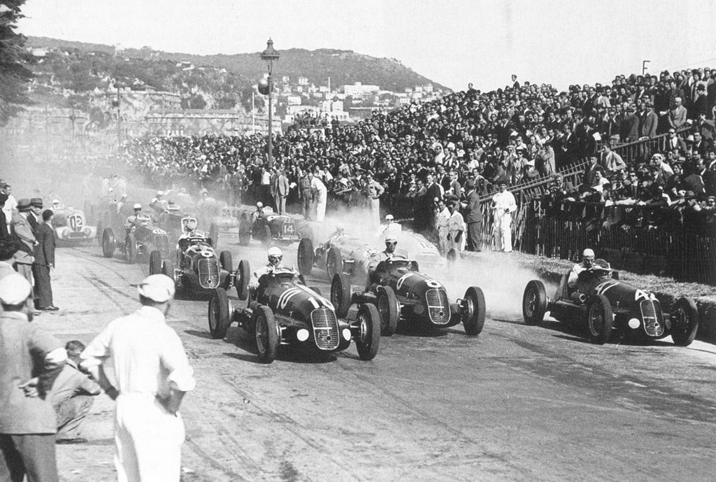 First Ever Formula 1 Race - Nice, France, 1946 | Grand prix racing - Hoe Oud Was Verstappen Bij Zijn Eerste F1 Race