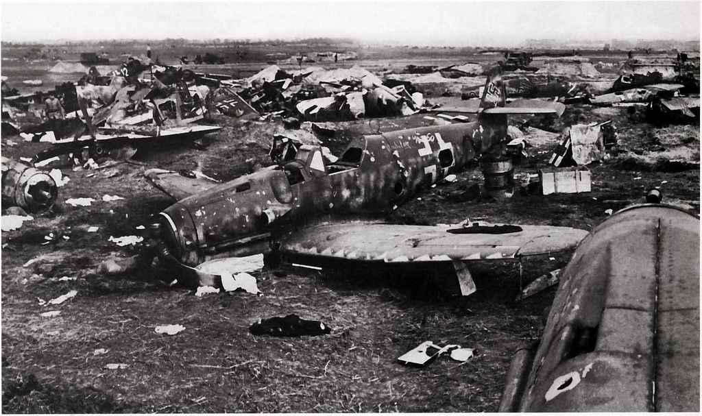 Flugplatz Danzig-Langfuhr 1945 | Danzig, Gdansk - Welke Poolse Stad Heette Tot 1945 Danzig