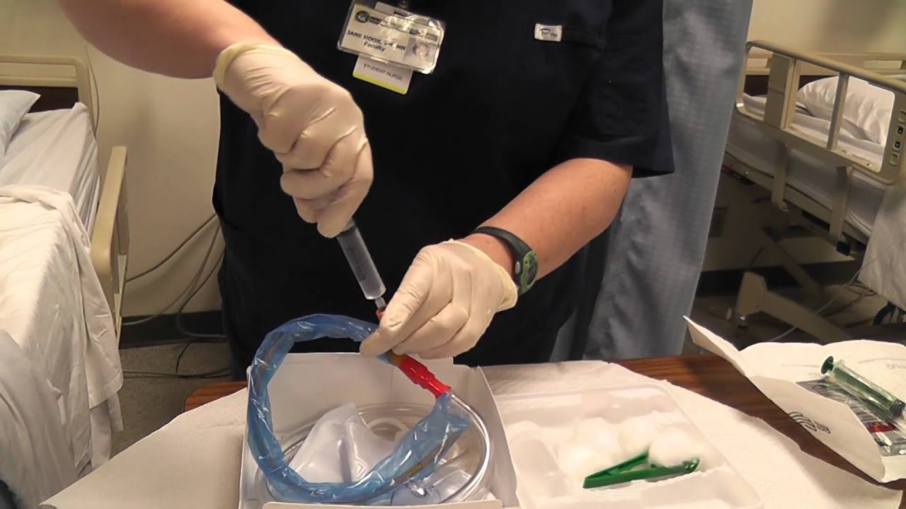 Foley Catheterization Male - YouTube - Wanneer Krijg Je Een Katheter