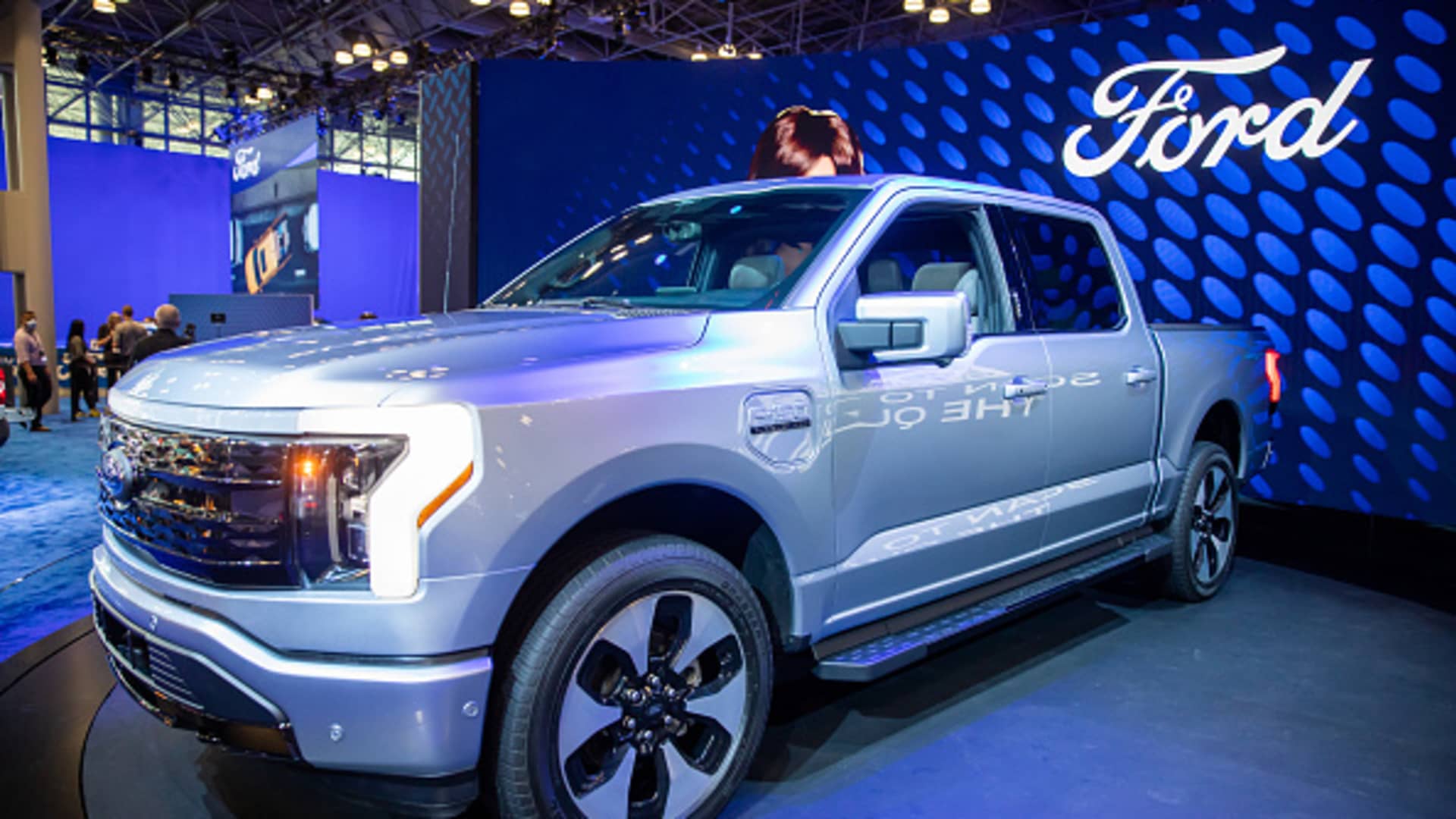 Ford could do 2 things to shine in a challenging 2024 for auto industry - Restwaarde Auto Na 5 Jaar