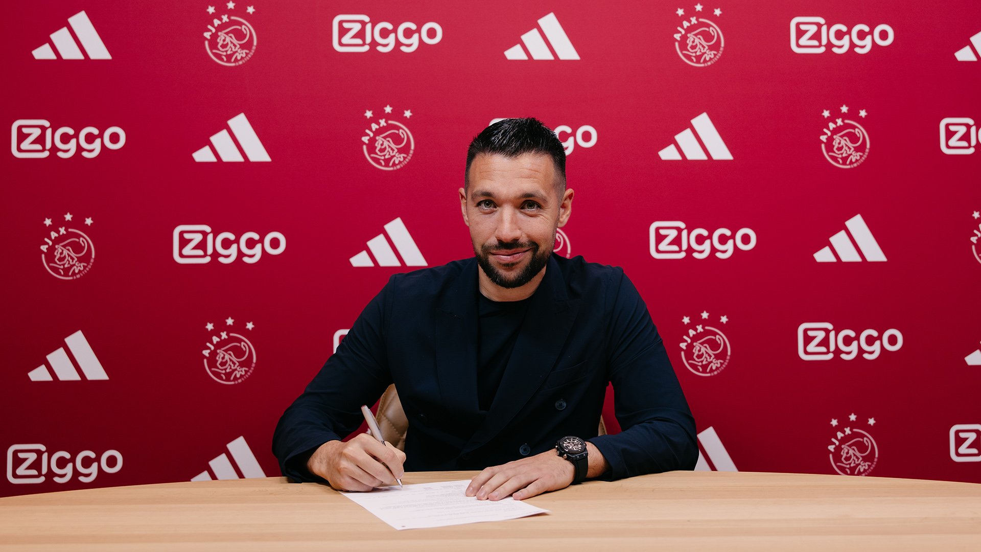 Francesco Farioli new Ajax head coach - Wie Is De Trainer Van Barcelona