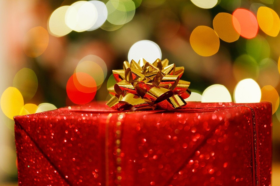 Free photo: Christmas Present, Box, Celebration - Free Image on Pixabay - Present Simple And Present Continuous Exercises