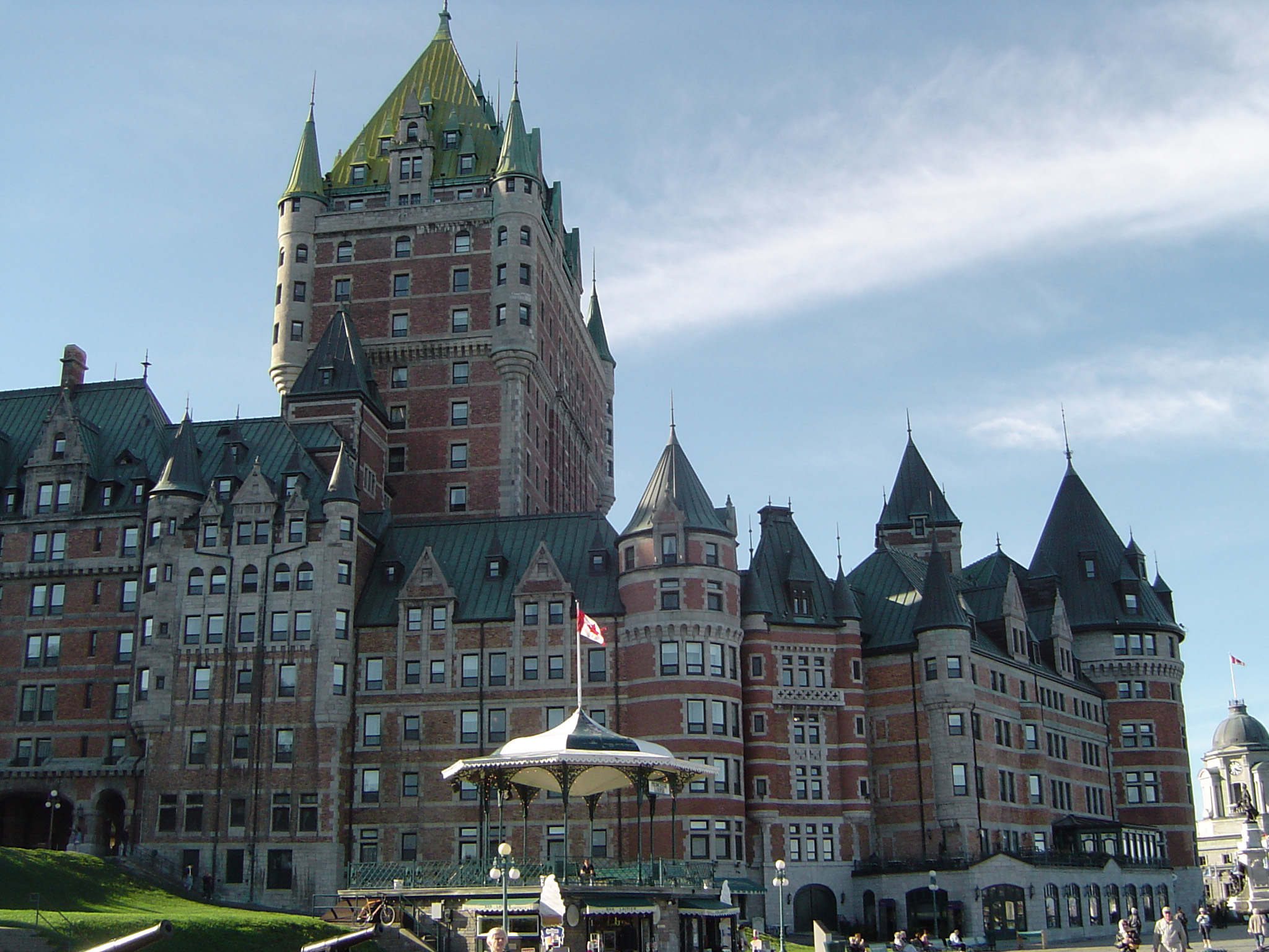 Free Stock photo of Chateau Frontenac in Quebec City | Photoeverywhere - Quebec Back Pain Disability Scale