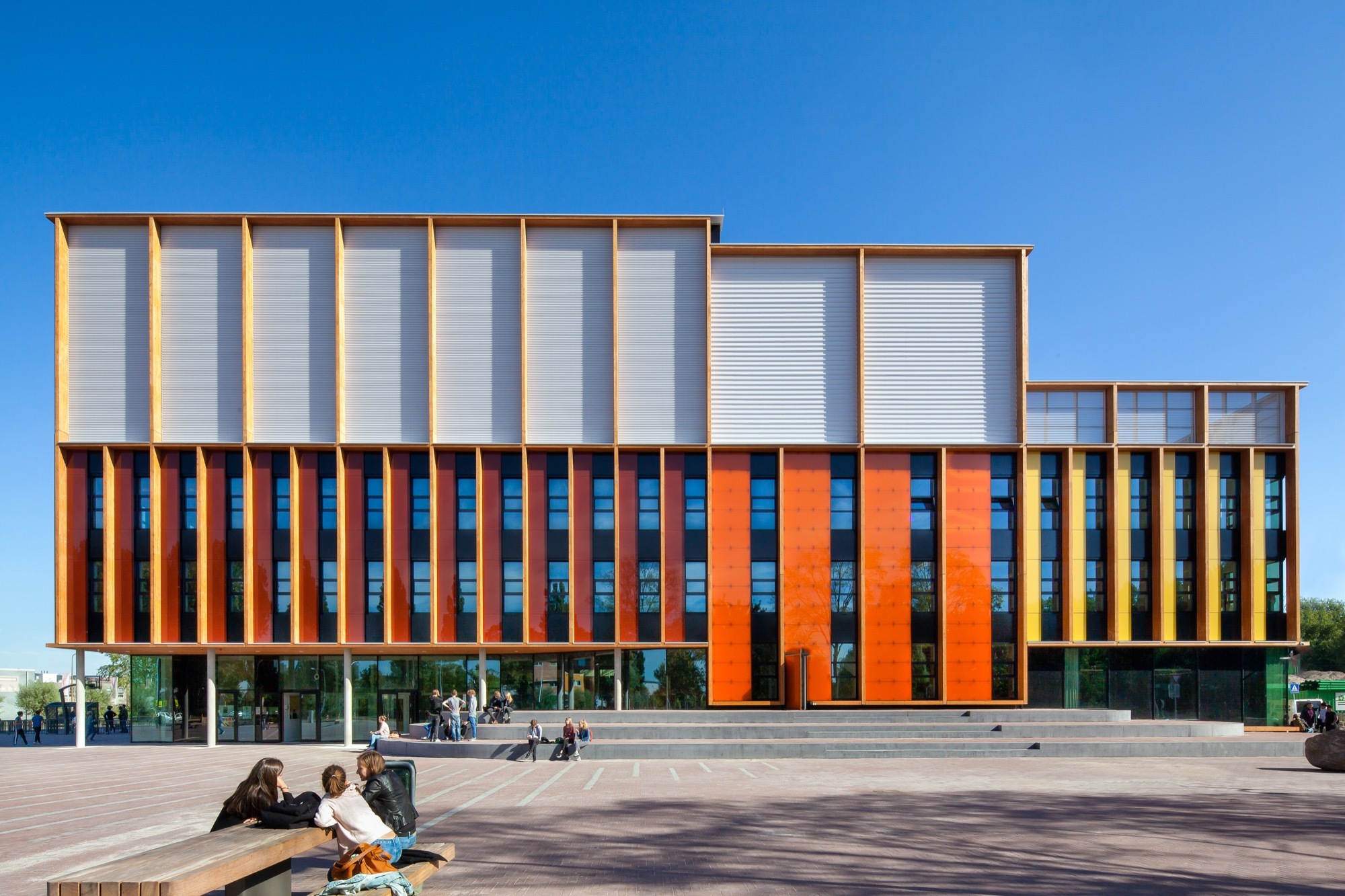 Gallery of The 4th Gymnasium / Paul de Ruiter Architects - 5 - Hoeveel Middelbare Scholen In Amsterdam