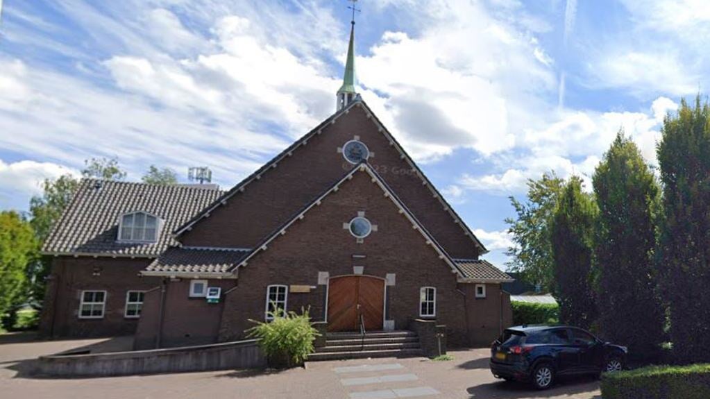Gebroeders Blokland en Hervormde gemeente verkennen bouw ‘nieuwe Parel - De Parel Hardinxveld Kerkdienst