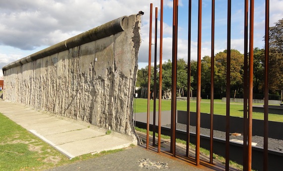 Gedenkstätte Berliner Mauer - Een origineel stuk Berlijnse Muur en meer - Het Laatste Complete Stuk Berlijnse Muur