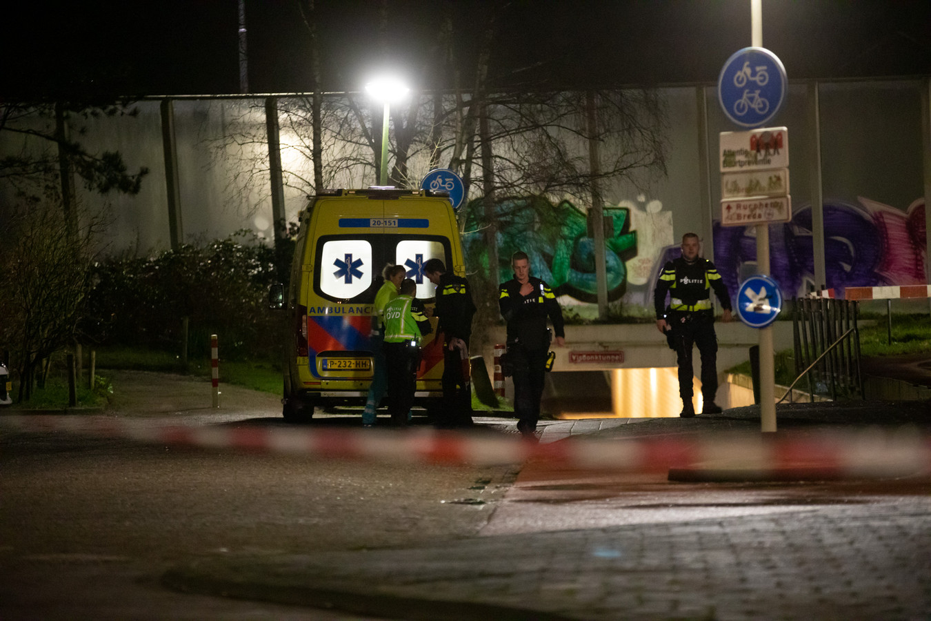 Gewonde verdachte (19) van schietpartij en fatale crash A16 is bij - Schietpartij Krimpen Aan De Lek