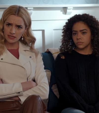 Ginny & Georgia Season 2 Episode 7 Review: Let Us Serenade the Sh*t Out - Ginny Wemel En Harry Potter Zoenen