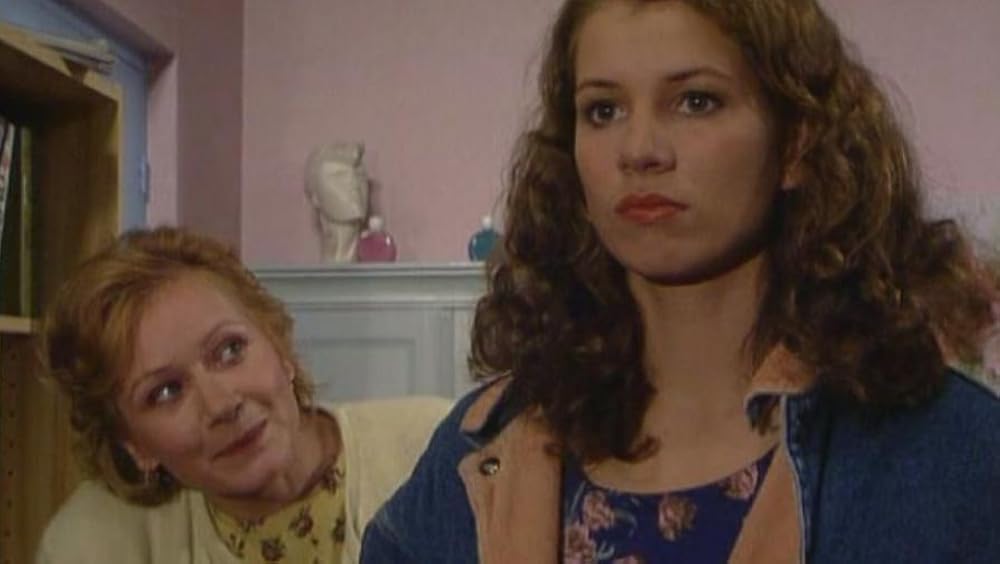 "Goede tijden, slechte tijden" Aflevering 16 (TV Episode 1990) - IMDb - Goede Tijden Slechte Tijden Vooruit Lezen