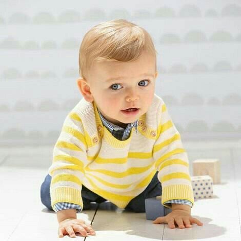Güzel bebeğim Boys Fall Fashion, Baby Boy Fashion, Little Babies, Cute - Boy With The Striped Pyjama