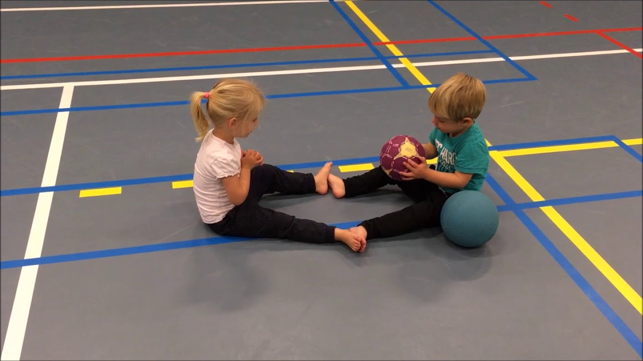 Gymles: Peutergym 6: leren vangen - YouTube - Niet Voor 1 Gat Te Vangen
