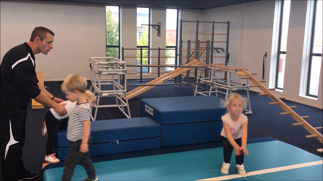 Gymles: Peutergym 7: Diepspringen - YouTube - Dit Gymnastiek Onderdeel Is Sinds 2000 Olympisch 10 Letters