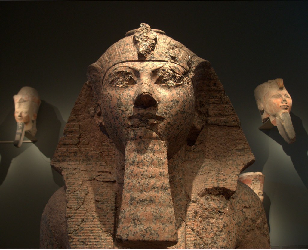 Hatshepsut, Female Pharaoh of Egypt c. 1500 BC | At the Met,… | Tolka - 1500 Meter Schaatsen Olympische Spelen