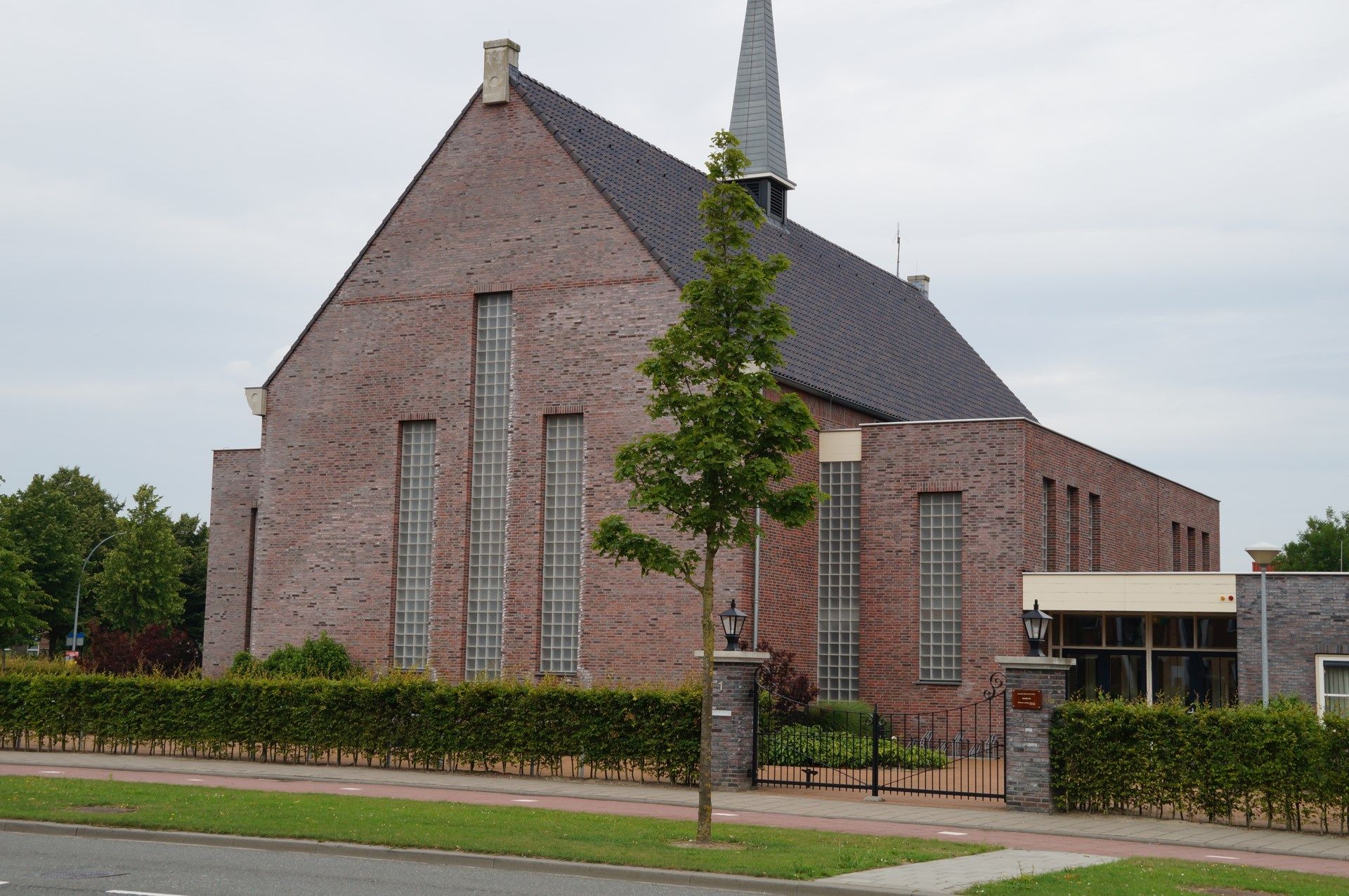 hersteld hervormde kerk oud beijerland - Kerken In Oud Beijerland