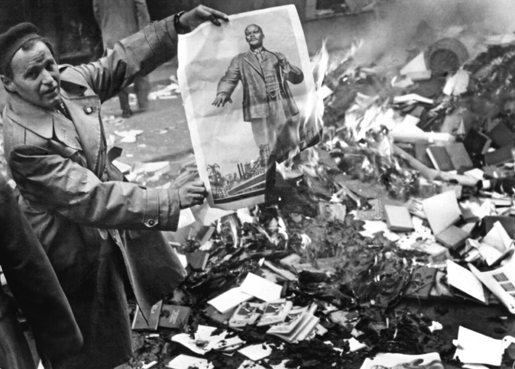 Het bloedige einde van de Hongaarse Opstand op 4 november 1956 - MAX - Hongaarse Opstand En Praagse Lente