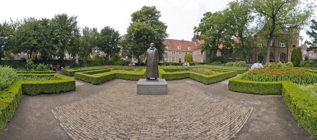 Het museum het Prinsenhof is de voormalige woning van Prins Willem van - Waar Werd Willem Van Oranje Vermoord
