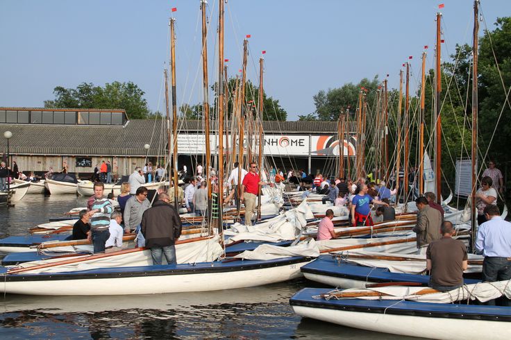 Het reilen en zeilen in de verhuurhaven van Otenhome | Zeilen - Het Reilen En Zeilen
