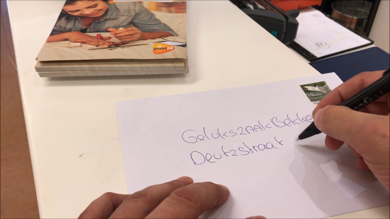 hoe adres op envelop schrijven ? - YouTube - Hoe Sluit Je Een Brief Af In Het Frans