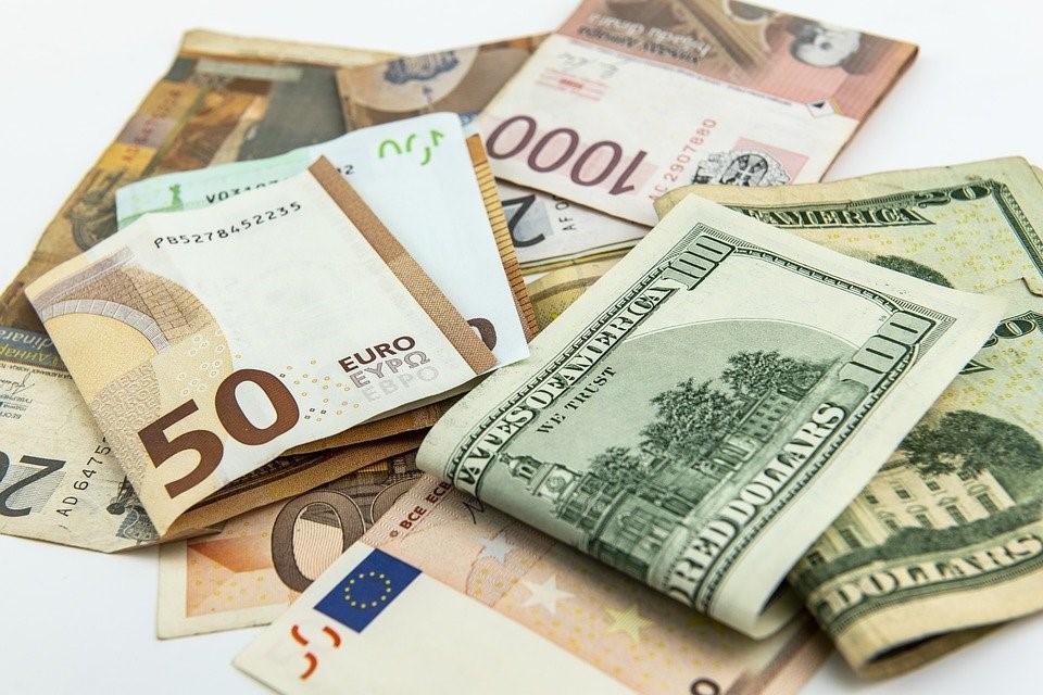 Valuta Van Dollar Naar Euro