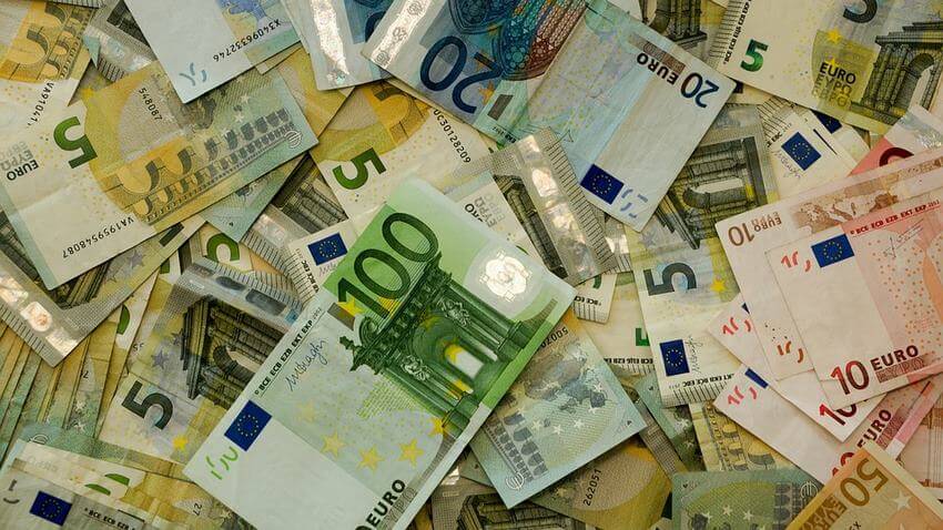 Hoe kom je makkelijk aan geld en waar? - Thuiswerkeninpakwerk.nl - Hoe Kom Ik Aan Dollars