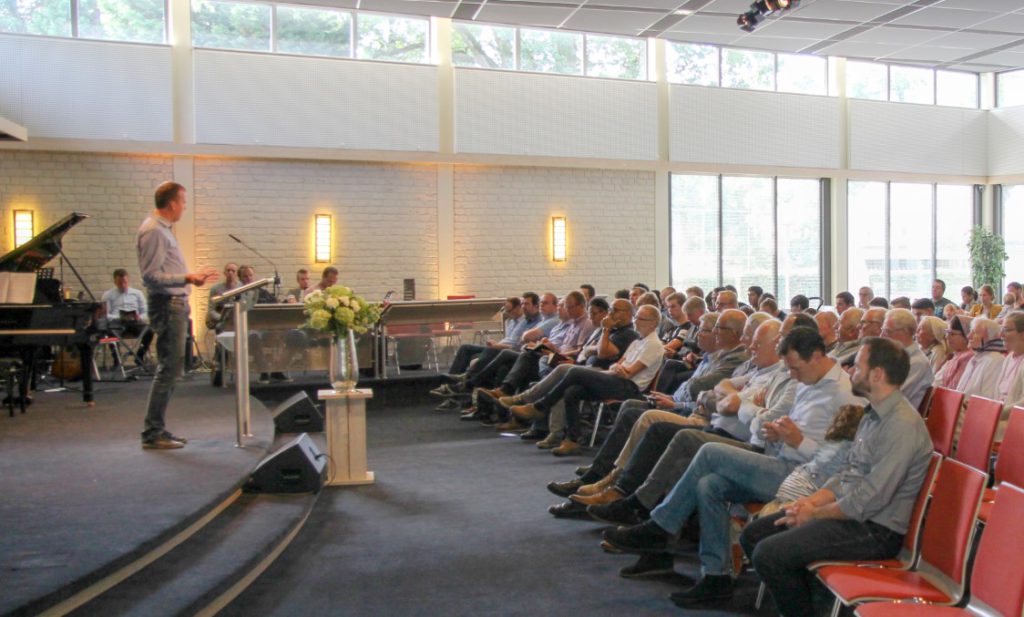 Hoe Ziet Een Kerkdienst Eruit