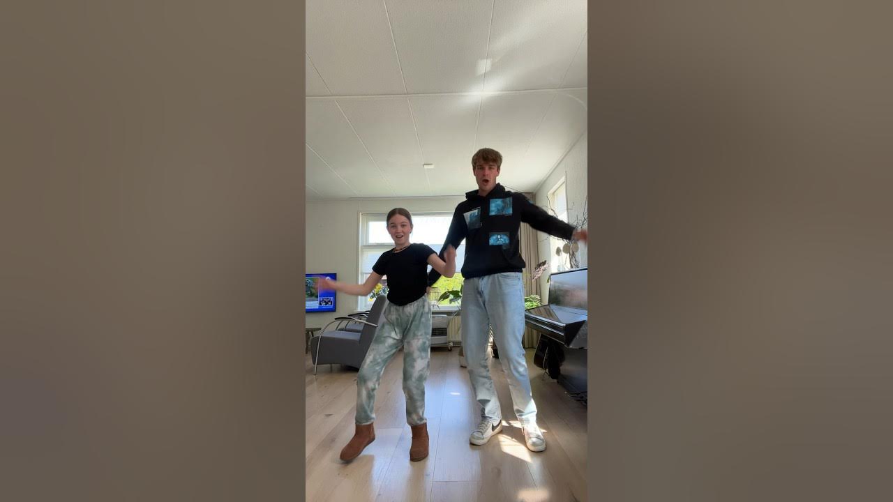 Hoelaat is het nu bij jou?🙈 - YouTube - Hoelaat Is 8 Pm In Nederland