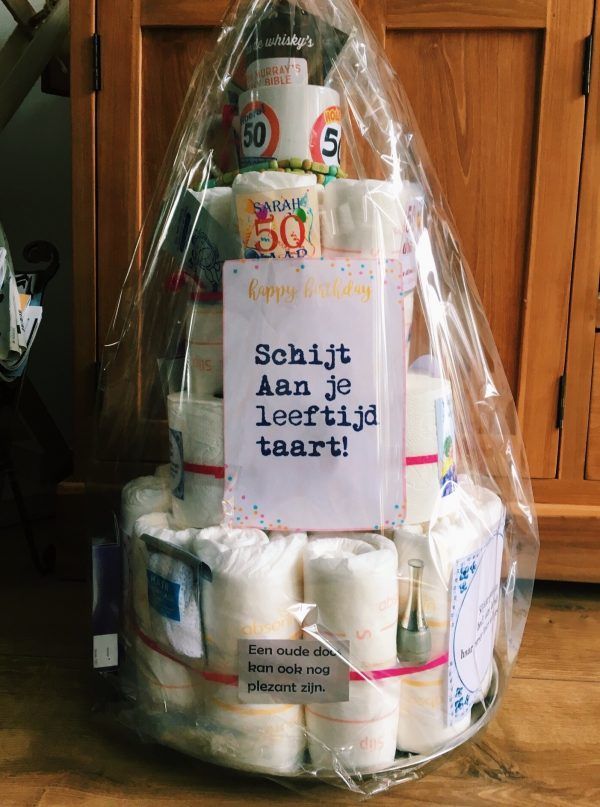 Hoera 50 jaar! Dit hilarische cadeau wil iedere jarige Sarah wel hebben - Wat Geef Je Aan Iemand Die 50 Wordt
