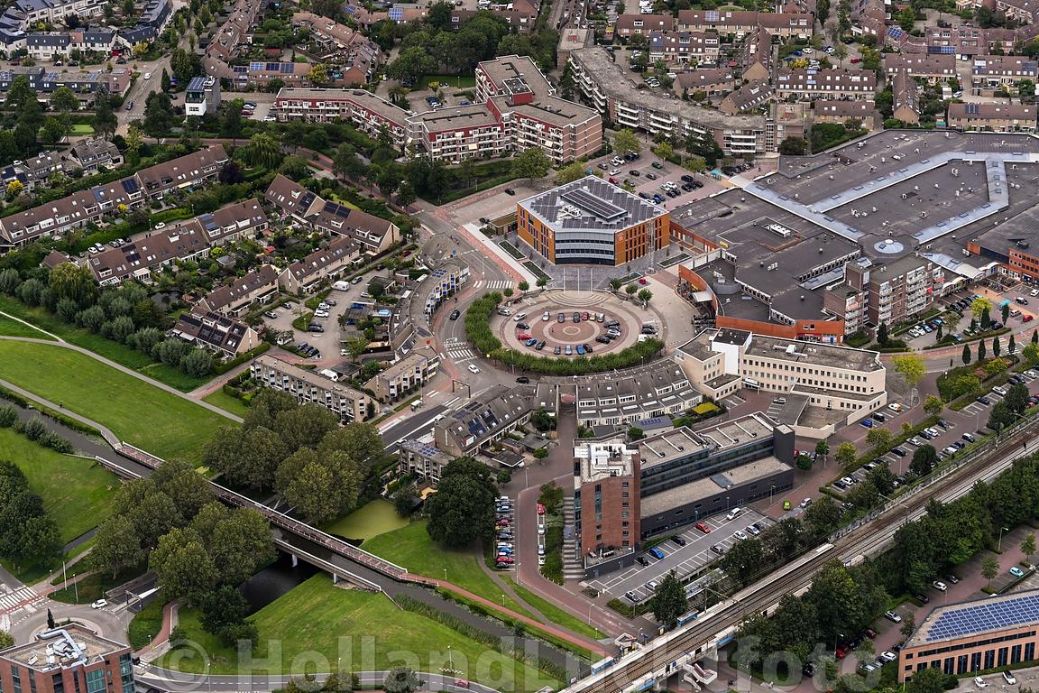 HollandLuchtfoto | Luchtfoto Nieuwerkerk aan den IJssel - Nieuwe Kerk Aan De Ijsel