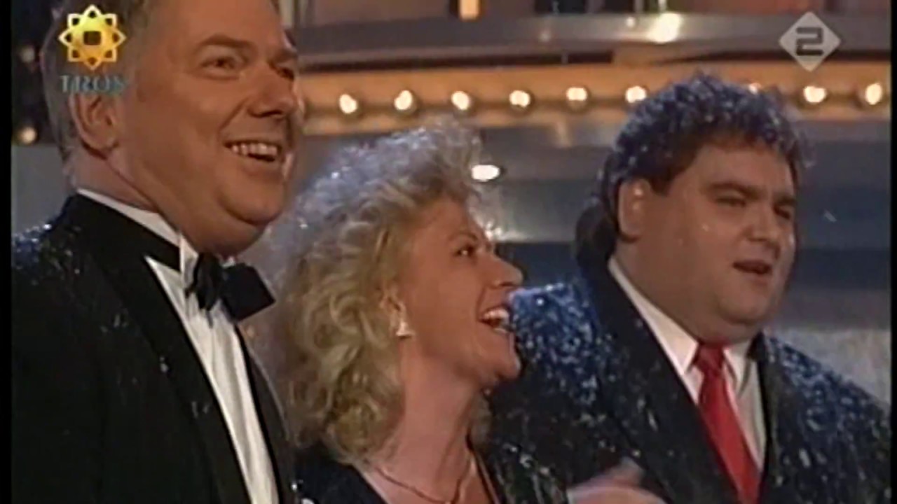 Hollandse kerststerren met oa.Frans Bauer & Peter Beense - Kerstmis is - Kerstmis Is Een Feest Voor Iedereen
